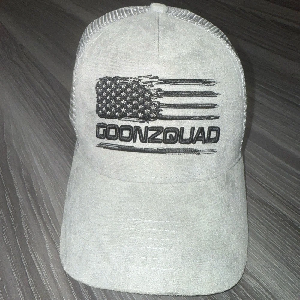 Goonzquad Gray Suede & Mesh Flag Trucker Hat Adjustable Snapback Cap Men’s